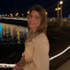 Meet your Posher, Leanna